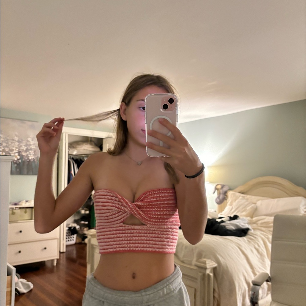 Handmade crochet adjustable strapless top